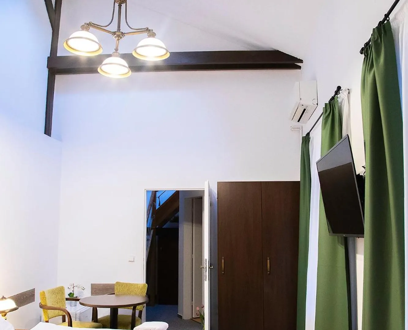 Bed & Breakfast Old Prague House Bed and Breakfast