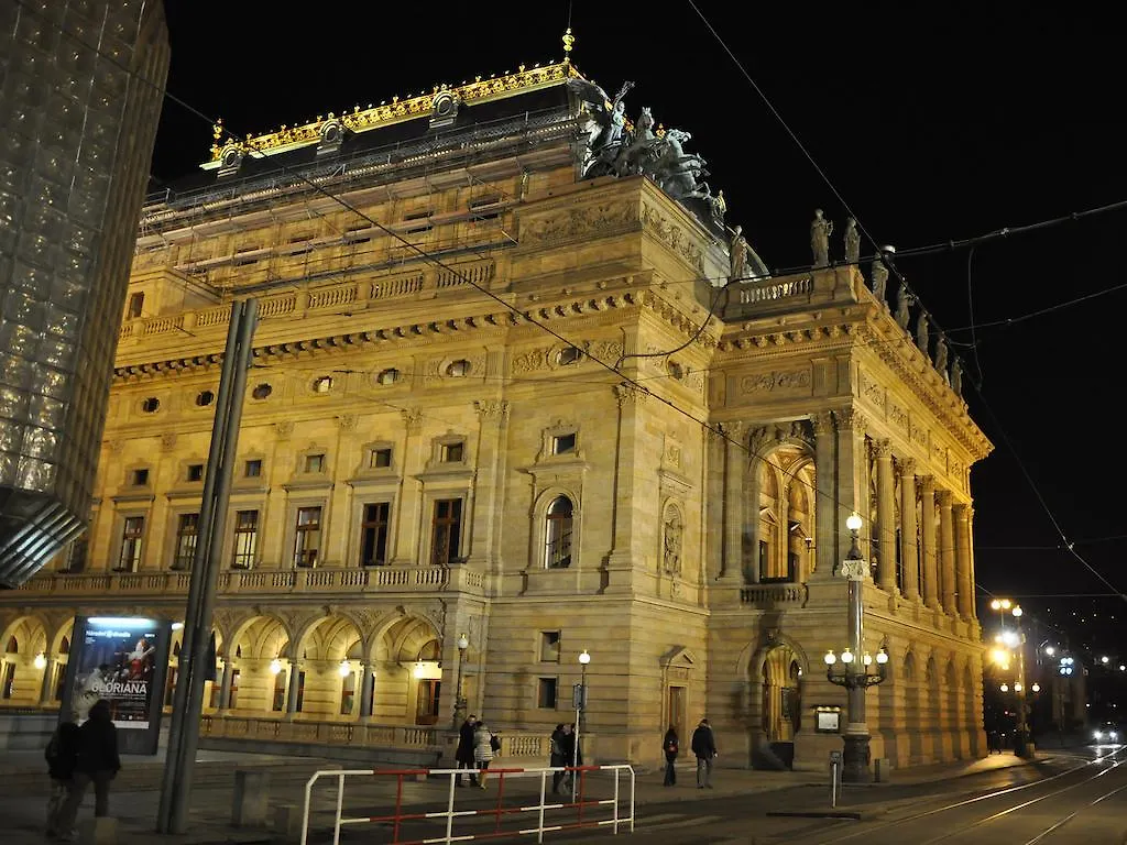 Old Prague House Bed and Breakfast