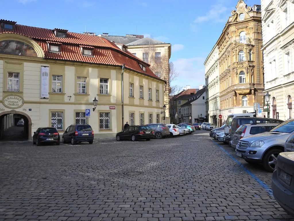 Bed & Breakfast Old Prague House Bed and Breakfast