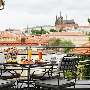 Hotel Four Seasons, Prag