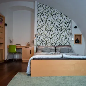 Apartament Trziste, Praga