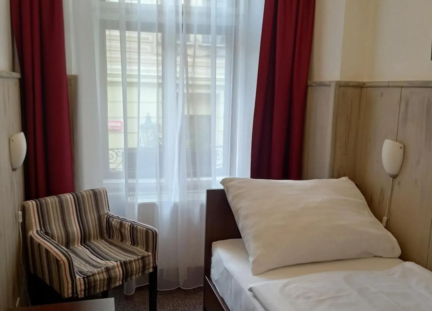 Old Prague House Bed & Breakfast